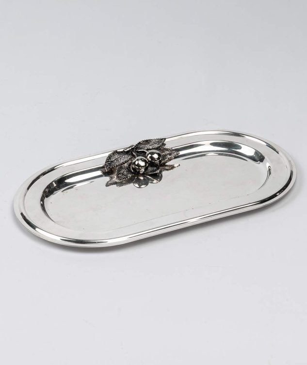 Bandejinha-Oval-com-Aplique-de-Cereja-cod-005704-29cm-x-16cm-2.jpg