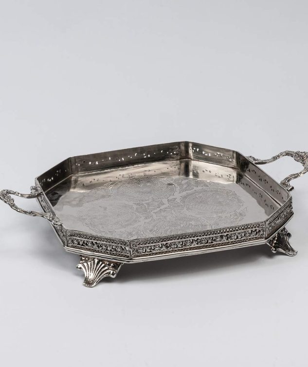 Bandejinha-Quadrada-Oitavada-com-Pe-e-Alca-cod-005603-27cm-x-27cm-x-5cm-2.jpg