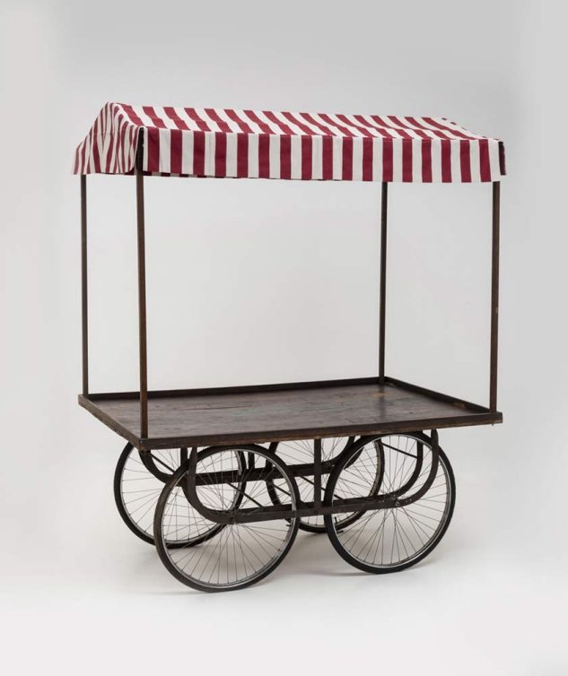 Cobertura-Listrada-Vermelha-para-Mesa-Bicicleta-180x120-cod-006040-2.jpg