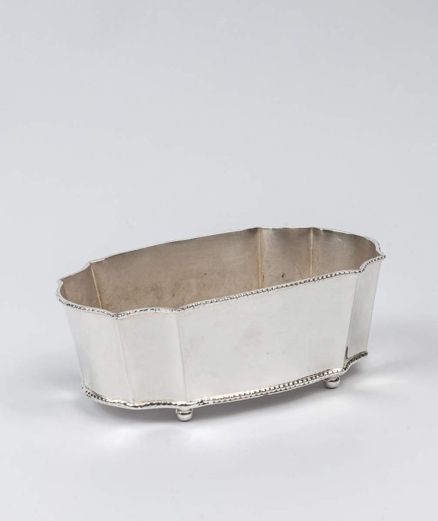 Floreira-Perola-Oval-cod-007637-24cm-x-14cm-x-8cm-2.jpg