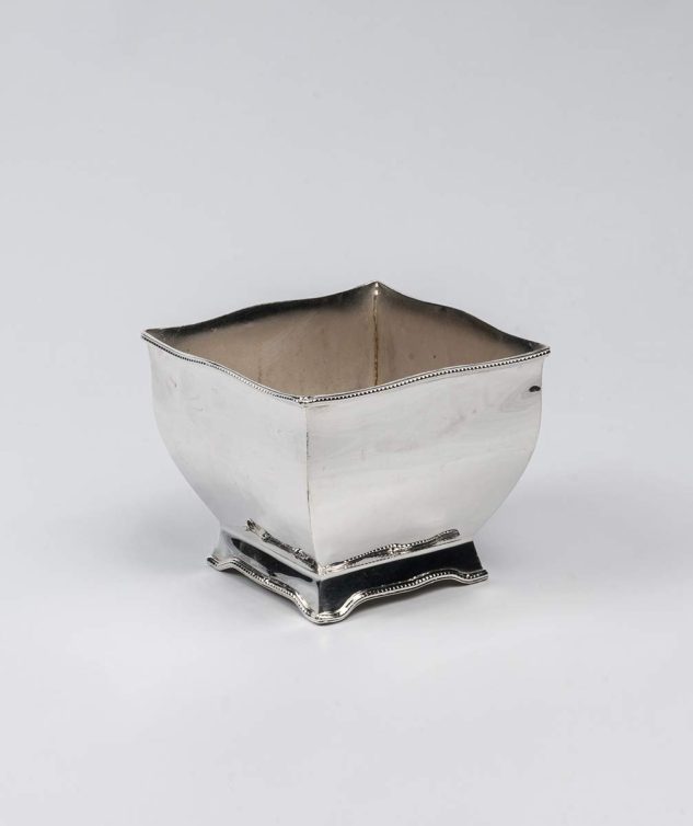 Floreira-Perola-Quadrada-cod-005744-14cm-x-14cm-x-12cm-2.jpg