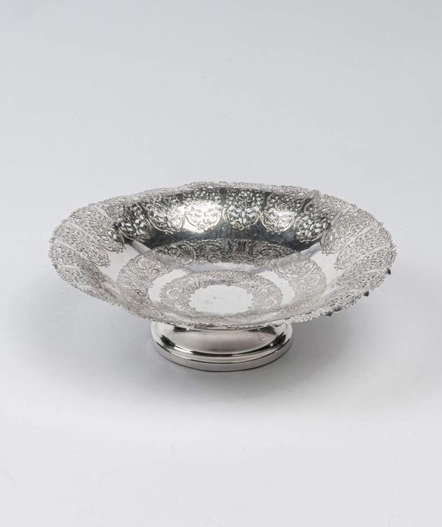 Fruteira-de-Prata-Trabalhada-Dona-Maria-cod-005605-25cm-x7cm-2.jpg