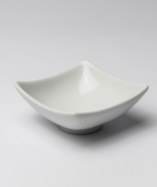 Petisqueira Quadrada de Porcelana Branca cod 004954 10,5cn x 10,5cm x 4cm