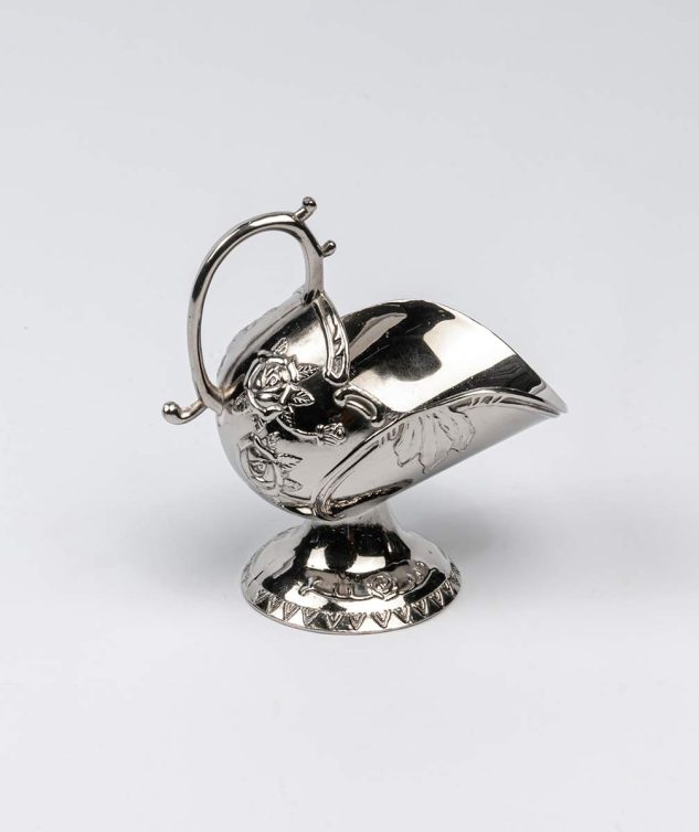 Porta-Adocante-Victoria-cod-004594-12cm-x-8cm-x-15cm-2.jpg