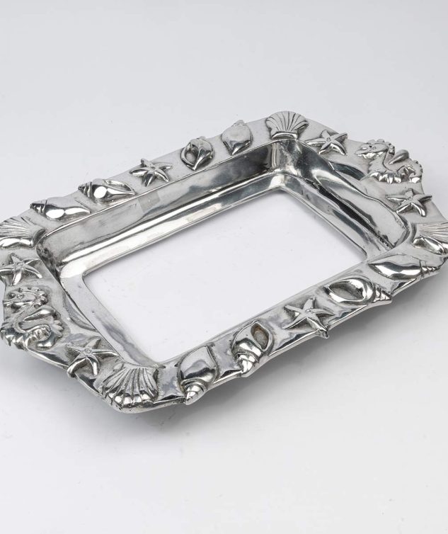 Porta Pirex de Aluminio com Borda de Concha - cod 005402 - 53cm x 35cm x6cm