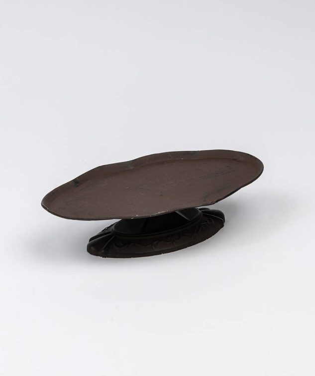 Prato Oval com Pé Ferro Marron - cod 005490 - 28cmx 14cm x 7cm