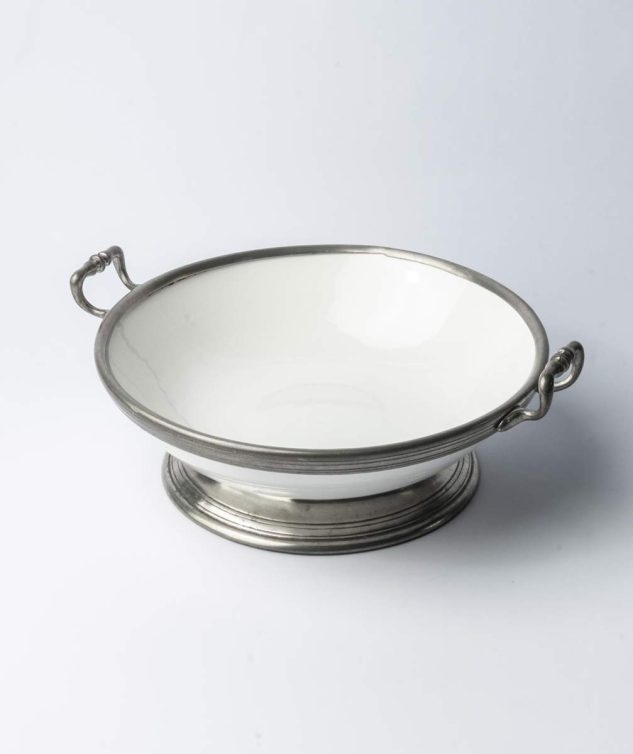 Saladeira Redonda de Porc. Branca com Pé,Alça e Borda de Estanho cod 005617 35cm x 12,5cm